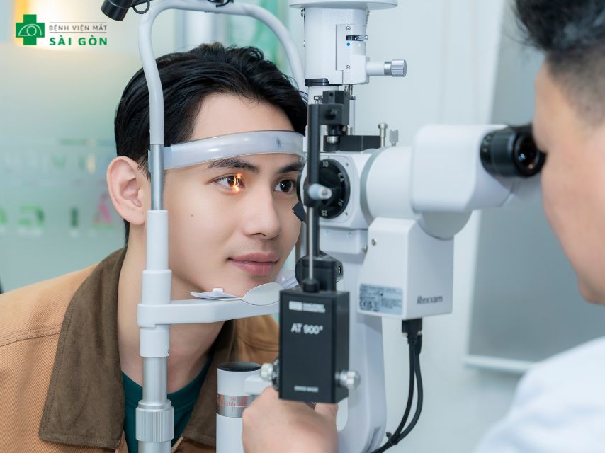 Chọn công nghệ phù hợp từng trường hợp cận 8 độ cụ thể