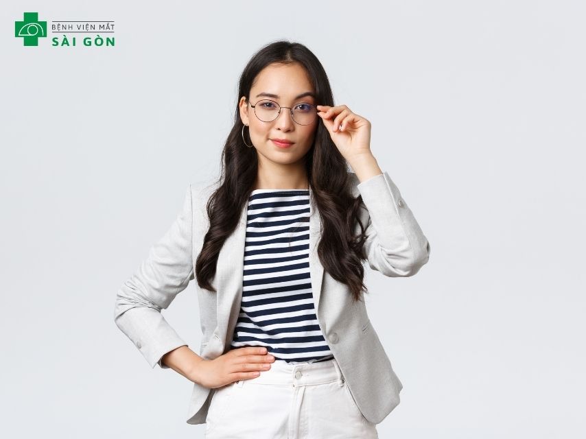 Điều kiện để mổ mắt cận và loạn thị