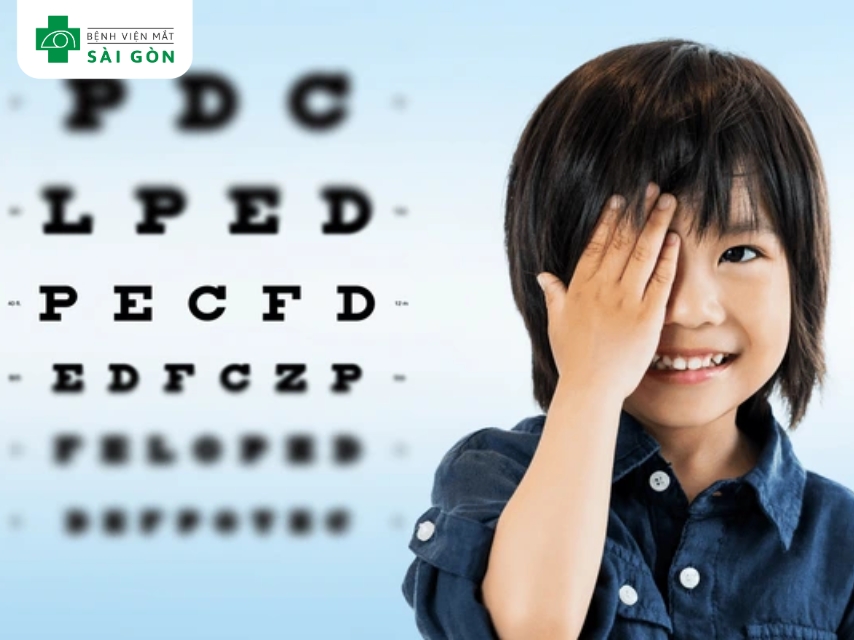 Che mắt khỏe mạnh nhằm kích thích mắt bị nhược thị hoạt động tốt hơn