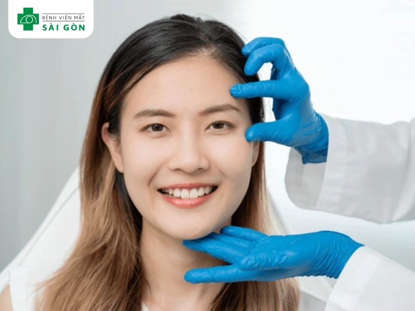 Phẫu thuật điều trị sụp mí mắt