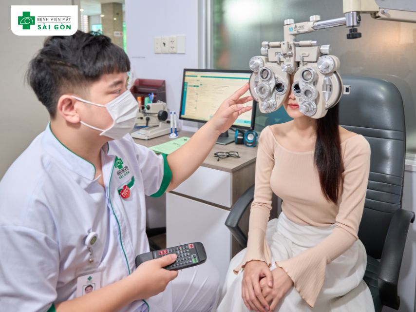 FEMTOLASIK có khả năng điều trị cận đến -10D