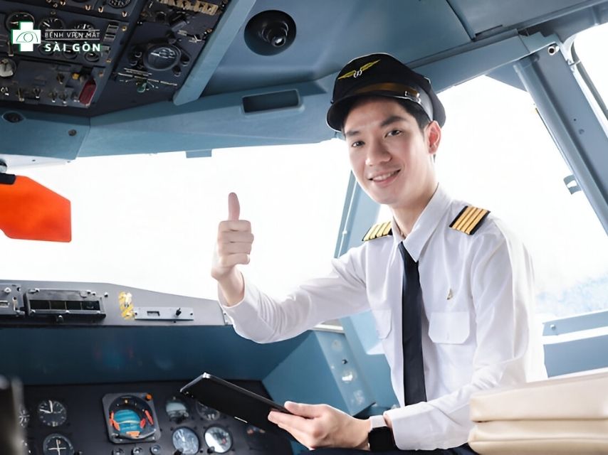 Mổ cận đáp ứng nhu cầu nghề nghiệp