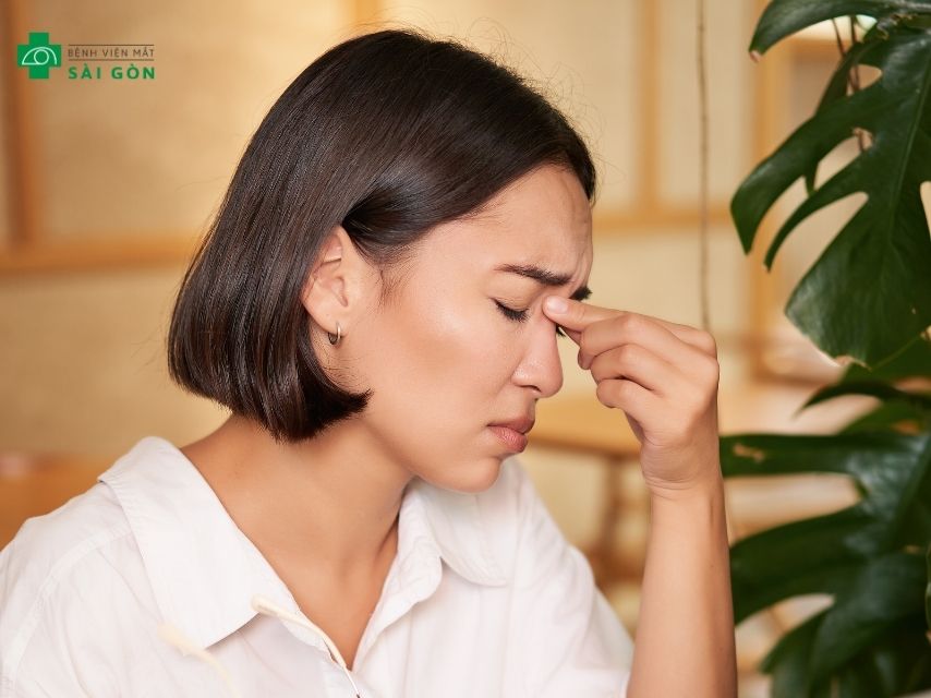 Giảm thiểu bệnh lý về mắt sau mổ cận