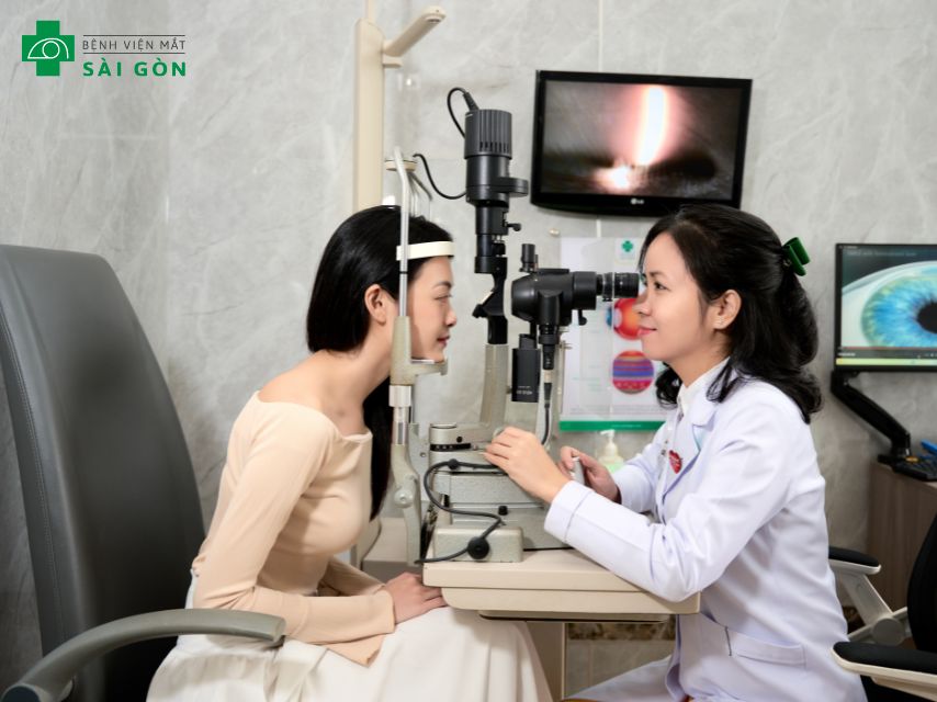 FEMTOLASIK cho giác mạc mỏng