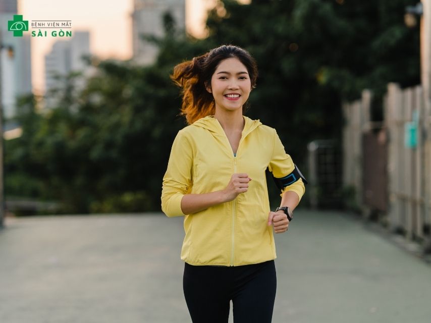 Mổ cận phù hợp cho người năng động